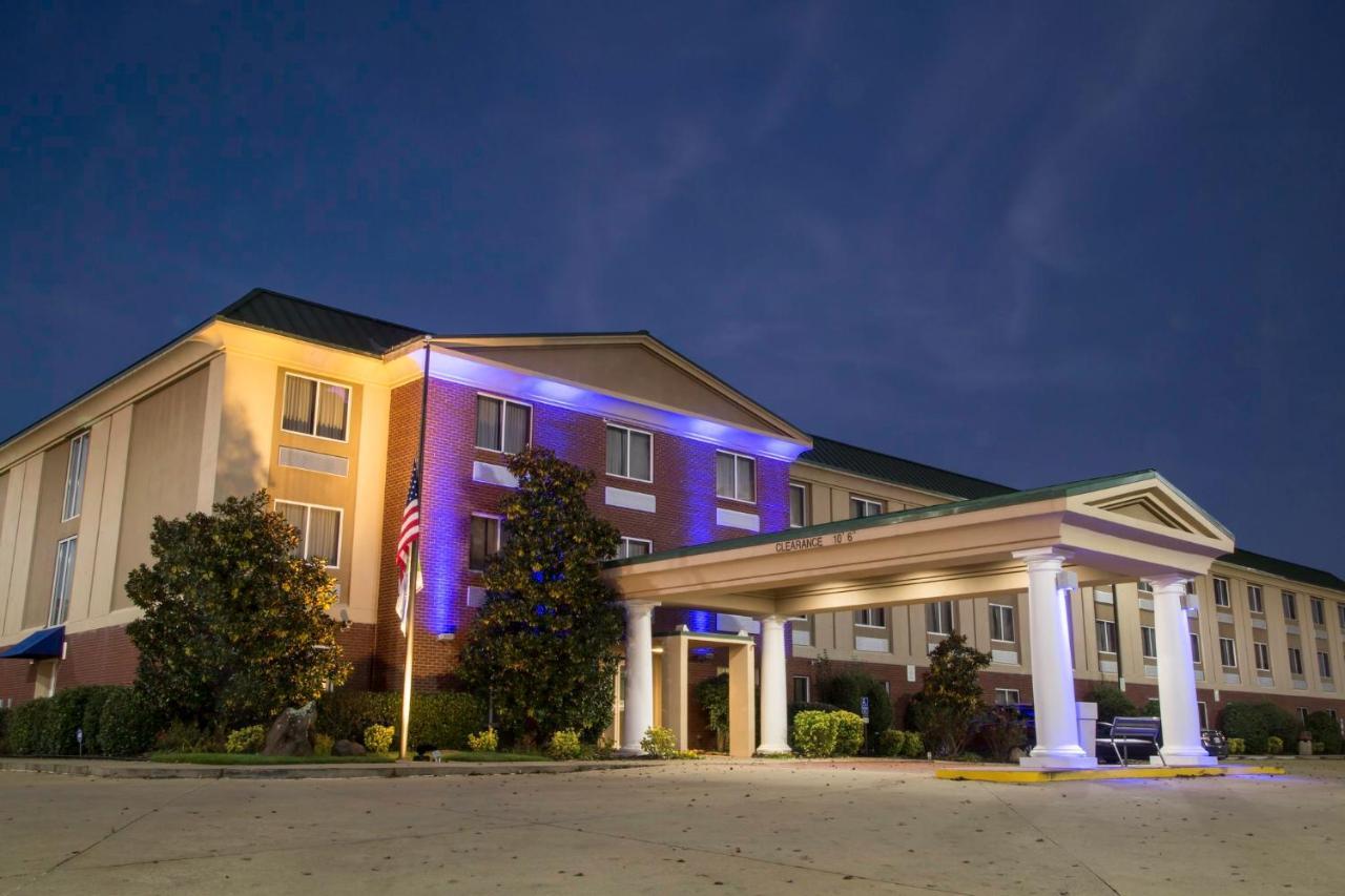 Holiday Inn Express & Suites - Oxford By Ihg Экстерьер фото